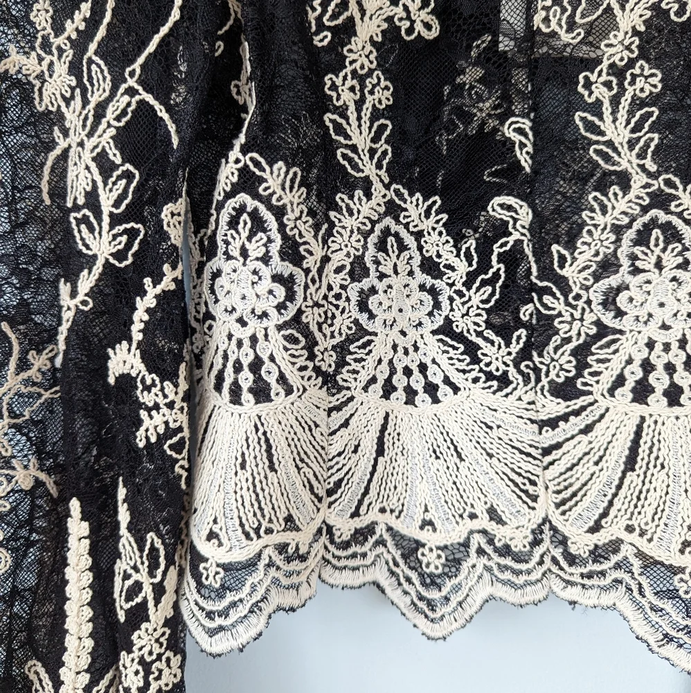 NWT Alexis Boda Embroidered Victorian Lace Puff Sleeve Top - Picture 7 of 10